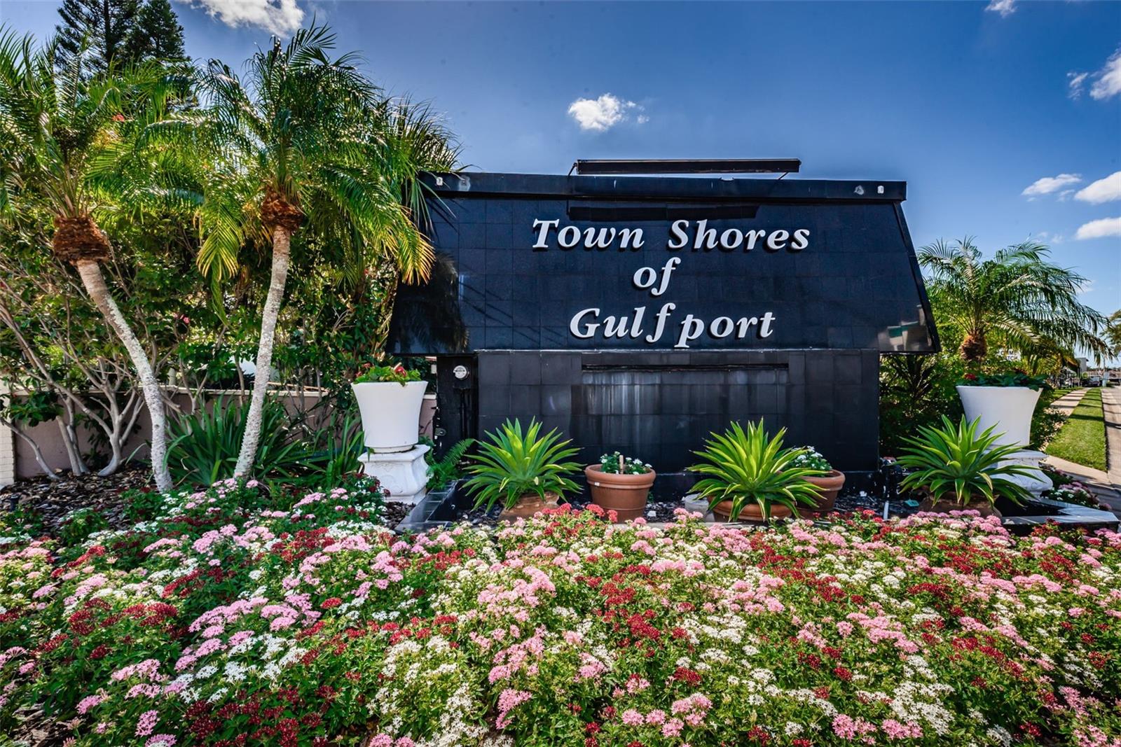 TOWN SHORES OF GULFPORT - Residential