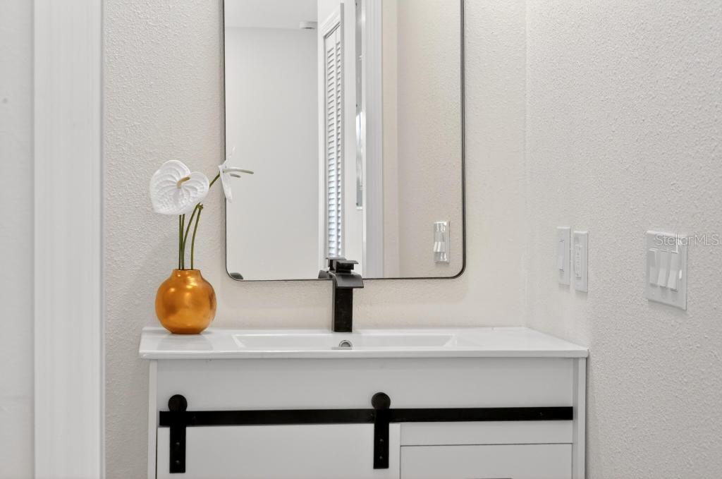 HIAWASSEE HILLS - Residential