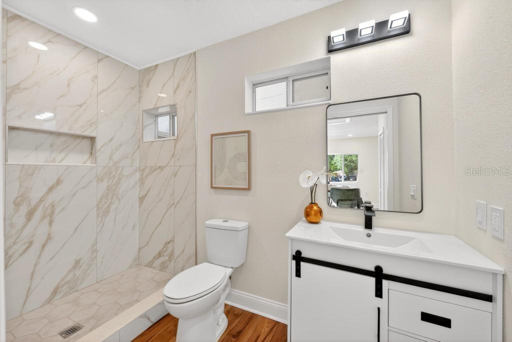 HIAWASSEE HILLS - Residential