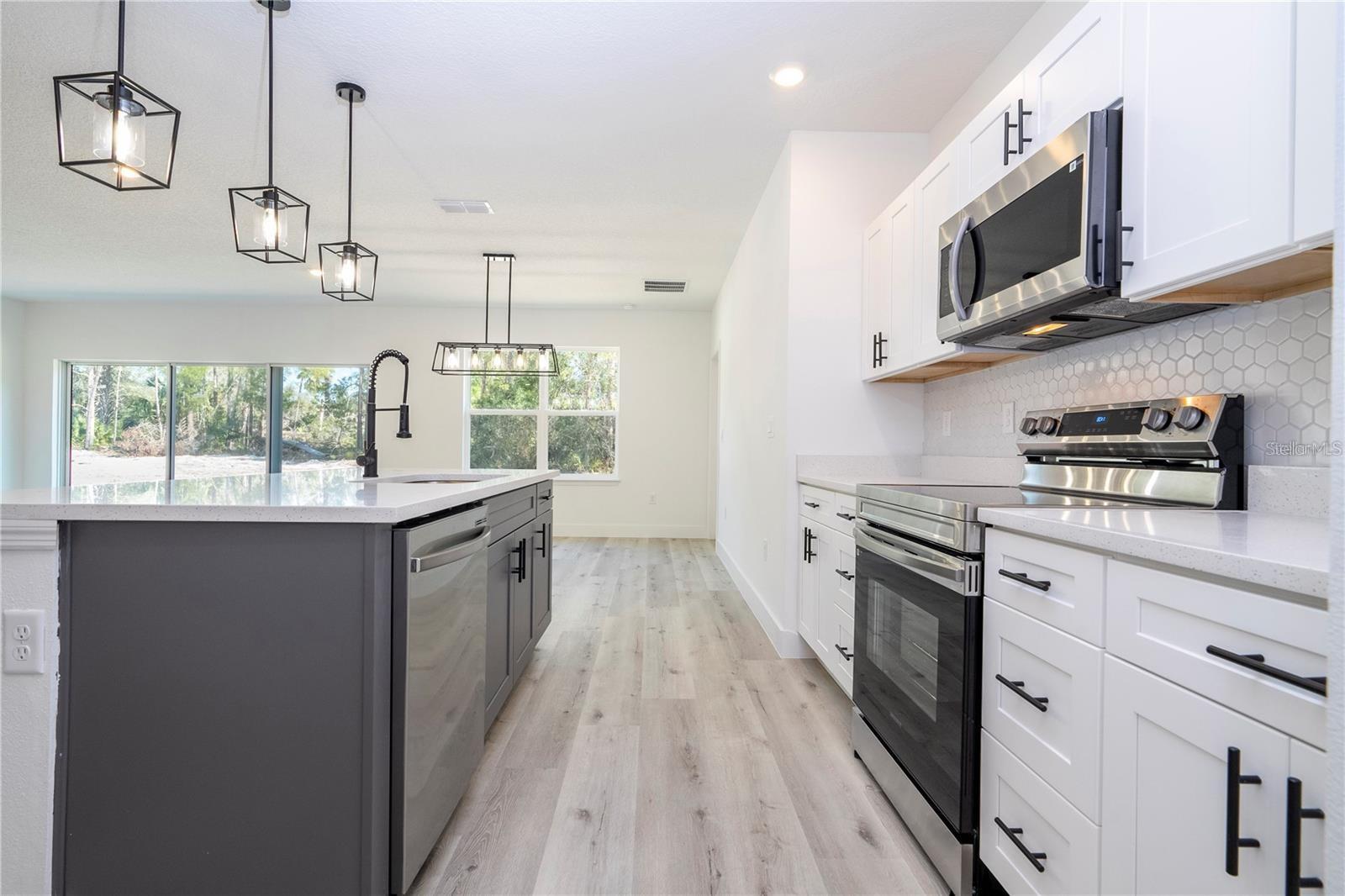 ROYAL TRAILS UNIT 01 - Residential