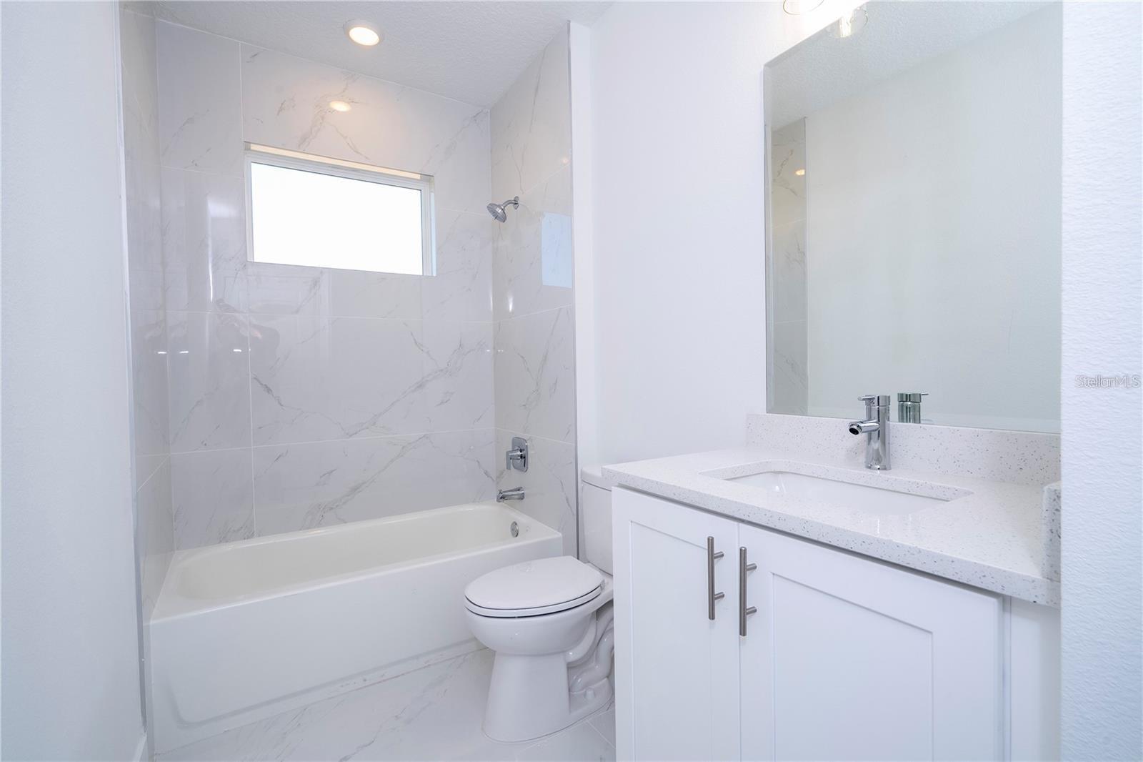 ROYAL TRAILS UNIT 01 - Residential