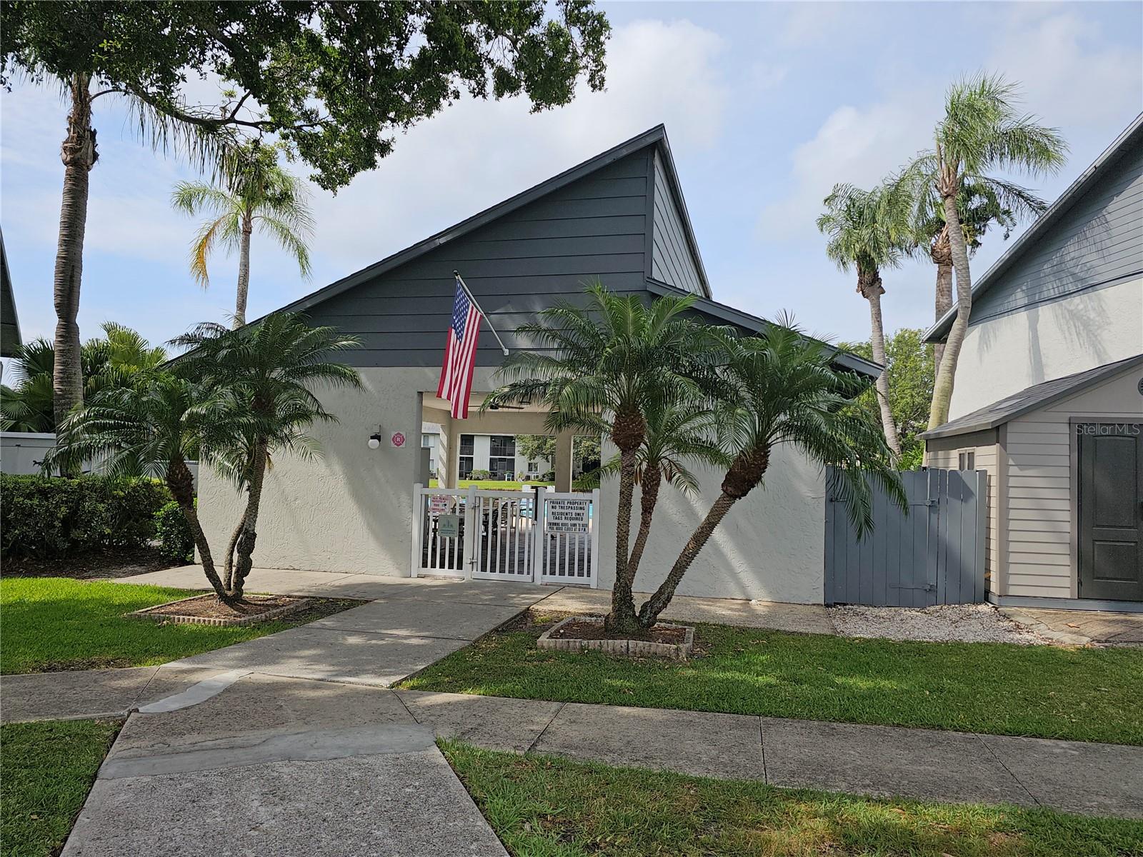 SHADOW LAKES CONDO - Residential