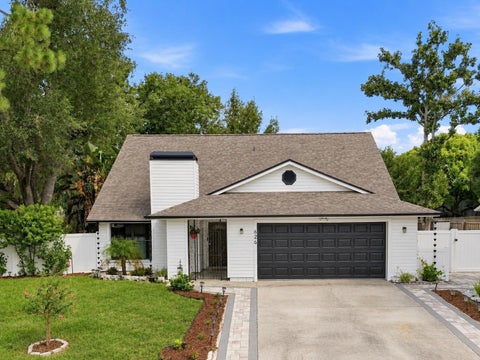 Photo of 626 Forest Hills Drive, Brandon, FL 33510 (MLS # TB8545724)