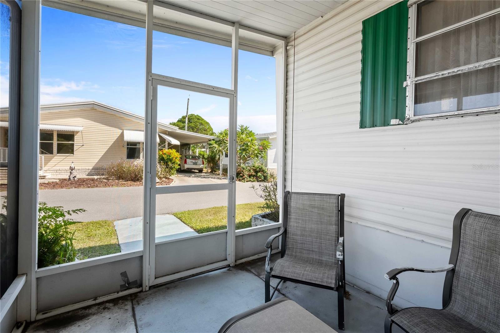 585 SKY HARBOR DRIVE 418