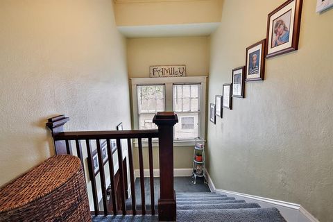 A home in FRUITLAND PARK