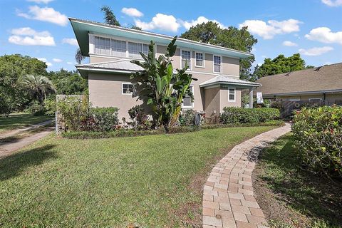 A home in FRUITLAND PARK