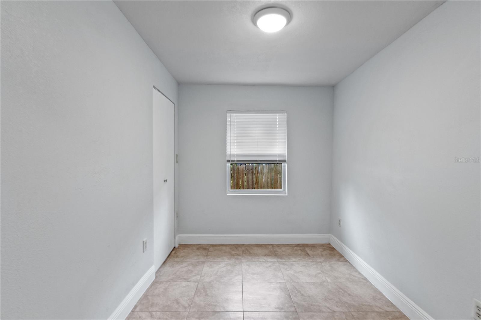 SULPHUR SPGS - Residential