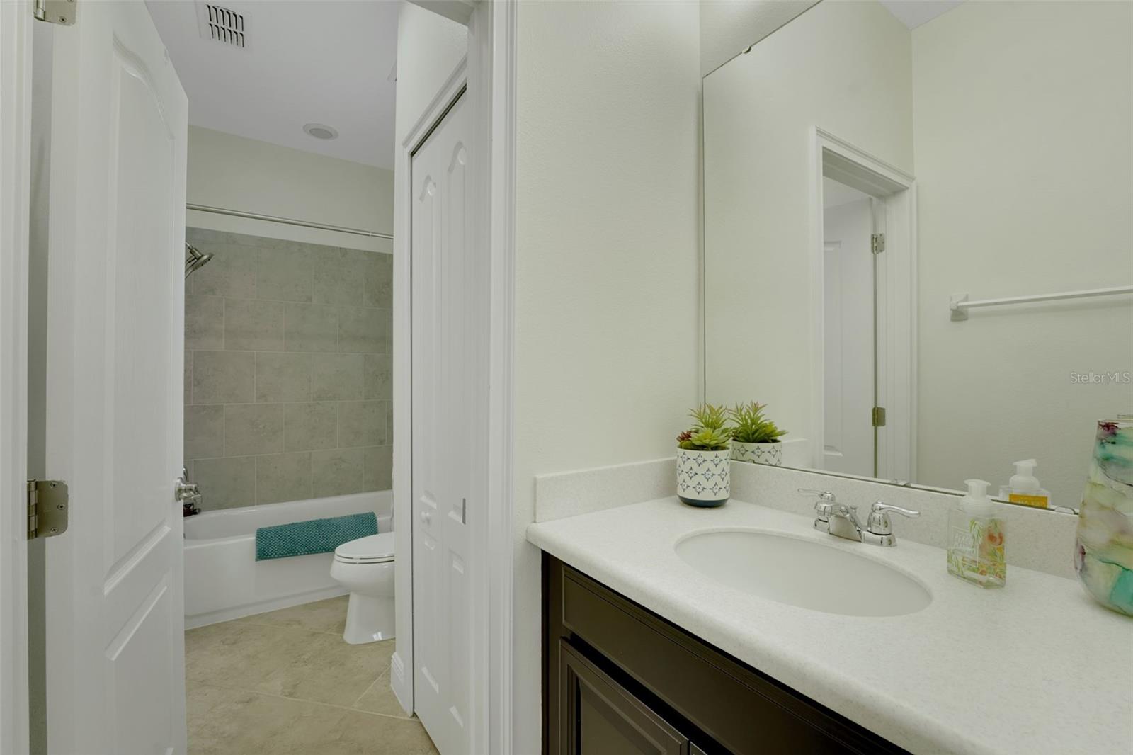 PEARL LAKE ESTATES - Residential