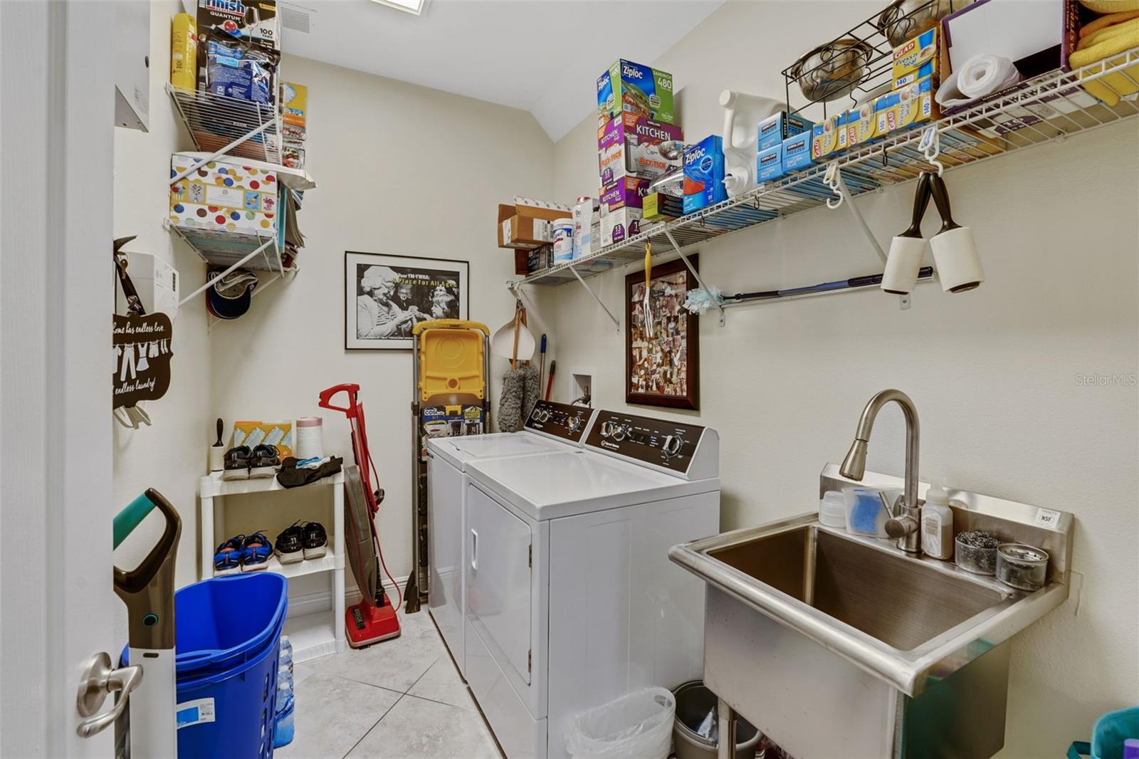 PEARL LAKE ESTATES - Residential