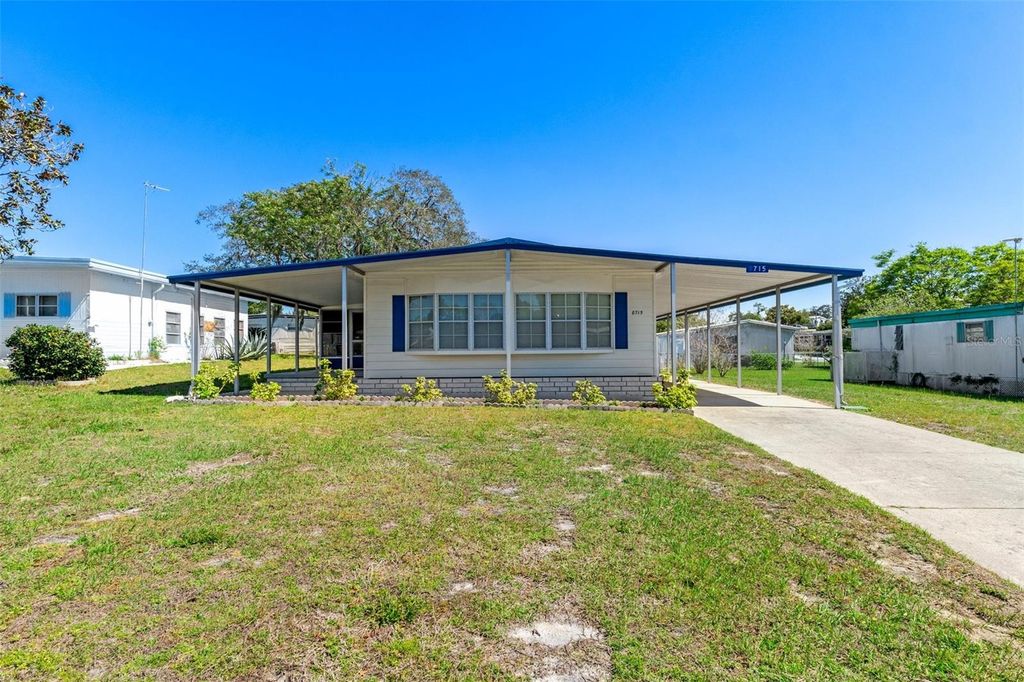 Photo of 8715 Highpoint Boulevard, Brooksville, FL 34613 (MLS # TB8412568)