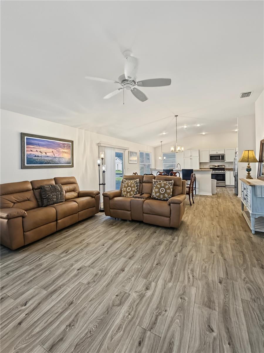 3394 LUTY LANE