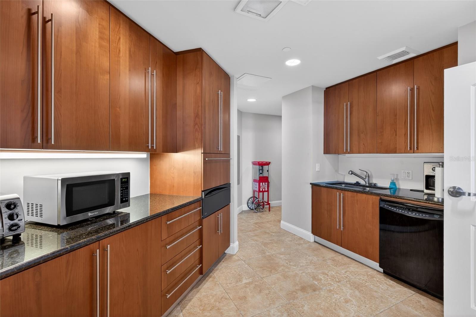 OCEAN VILLAS CONDO - Residential