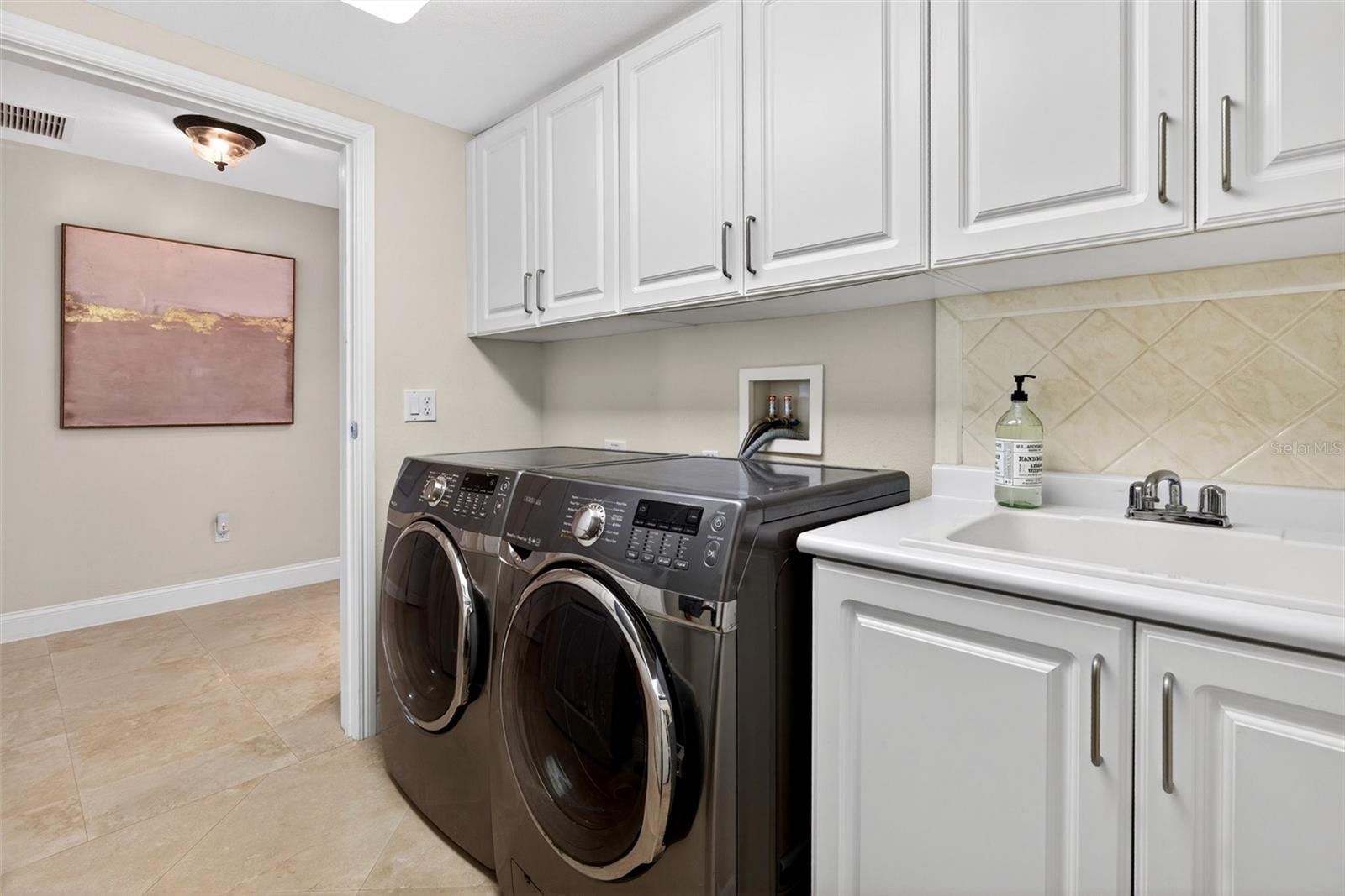 OCEAN VILLAS CONDO - Residential
