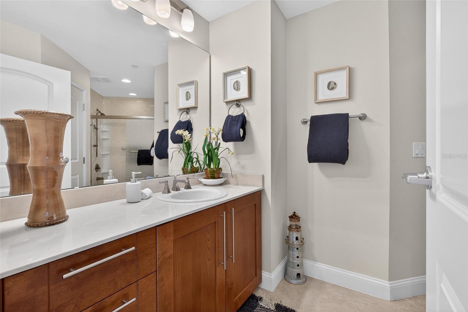OCEAN VILLAS CONDO - Residential