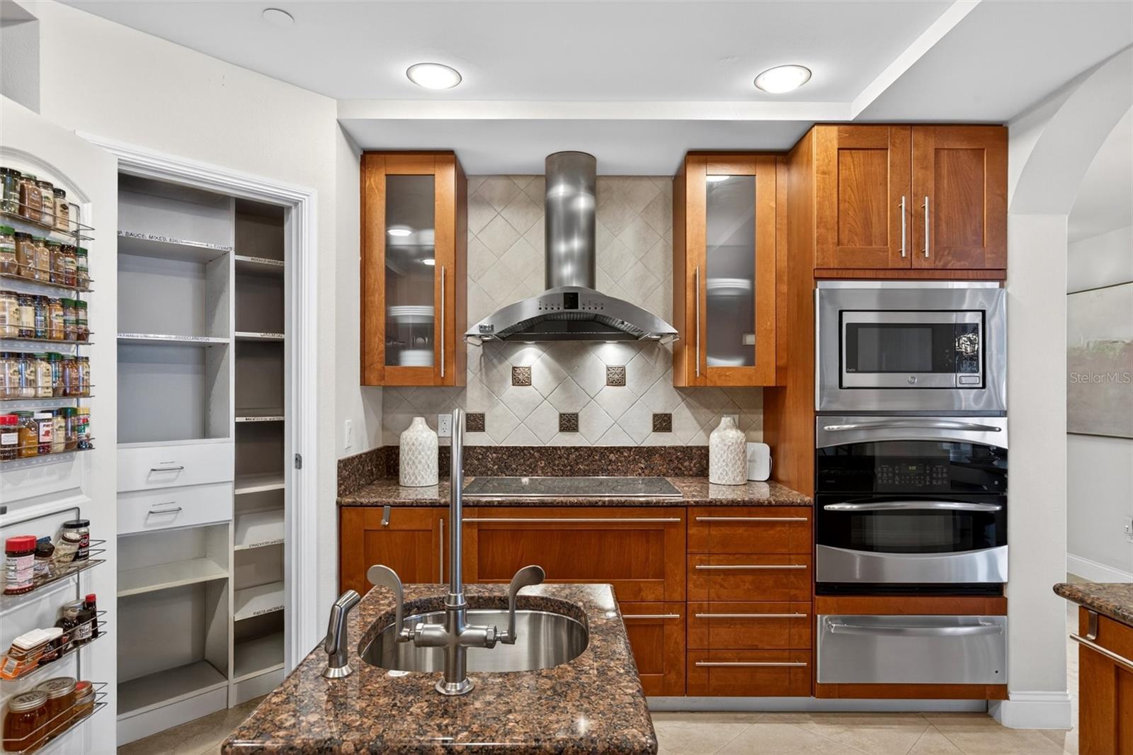 OCEAN VILLAS CONDO - Residential