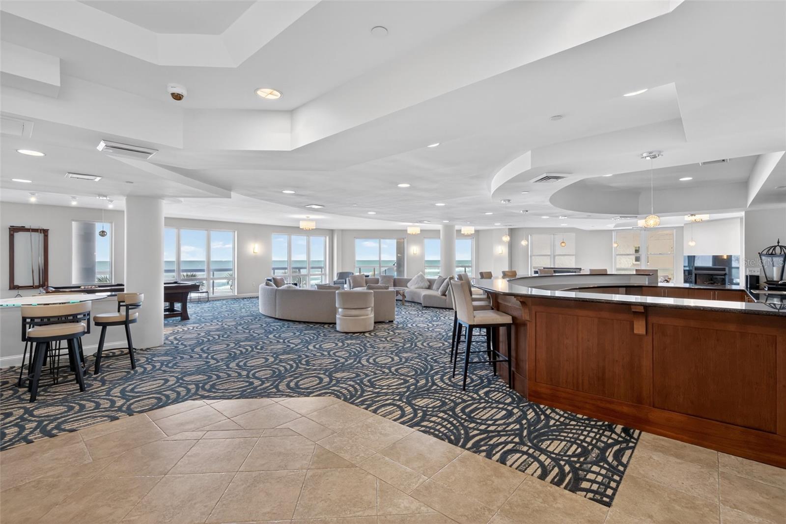 OCEAN VILLAS CONDO - Residential
