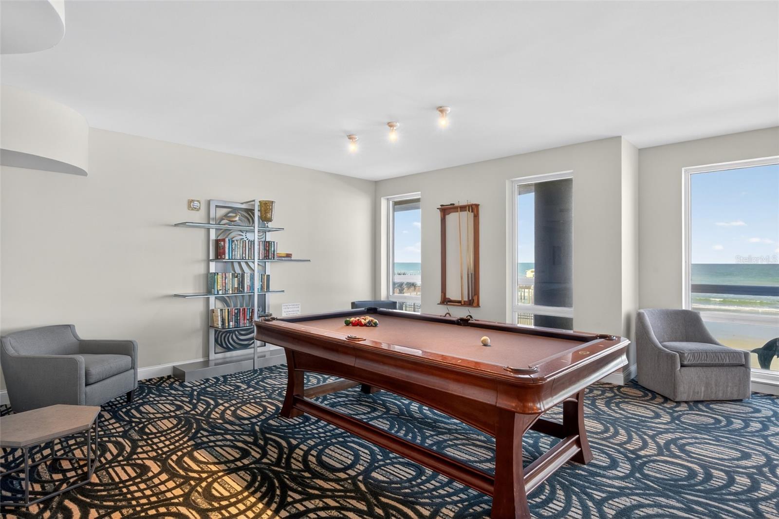 OCEAN VILLAS CONDO - Residential