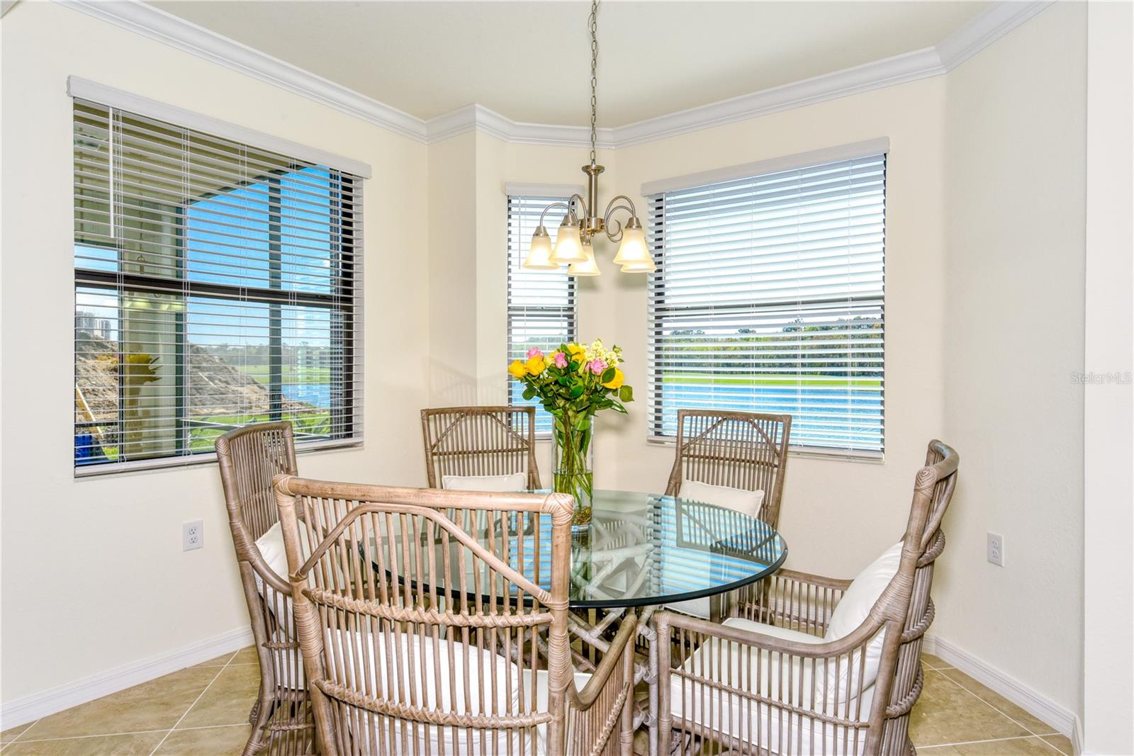 LAKEWOOD NATIONAL - Residential Lease