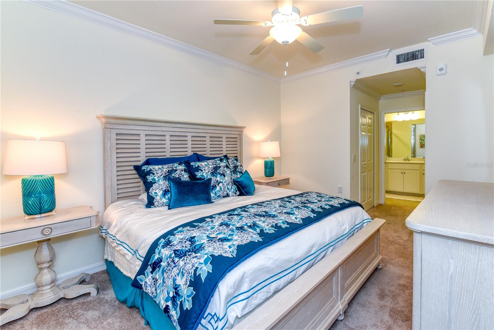 LAKEWOOD NATIONAL - Residential Lease