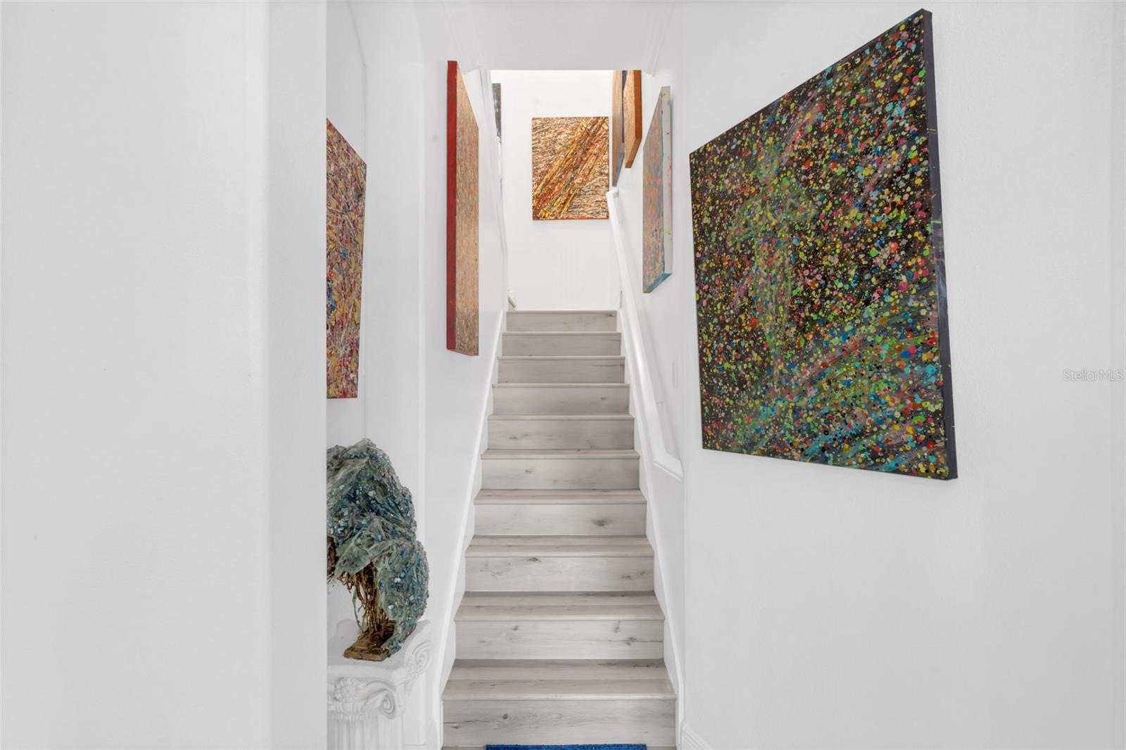 BRISTOL ESTATES - Residential