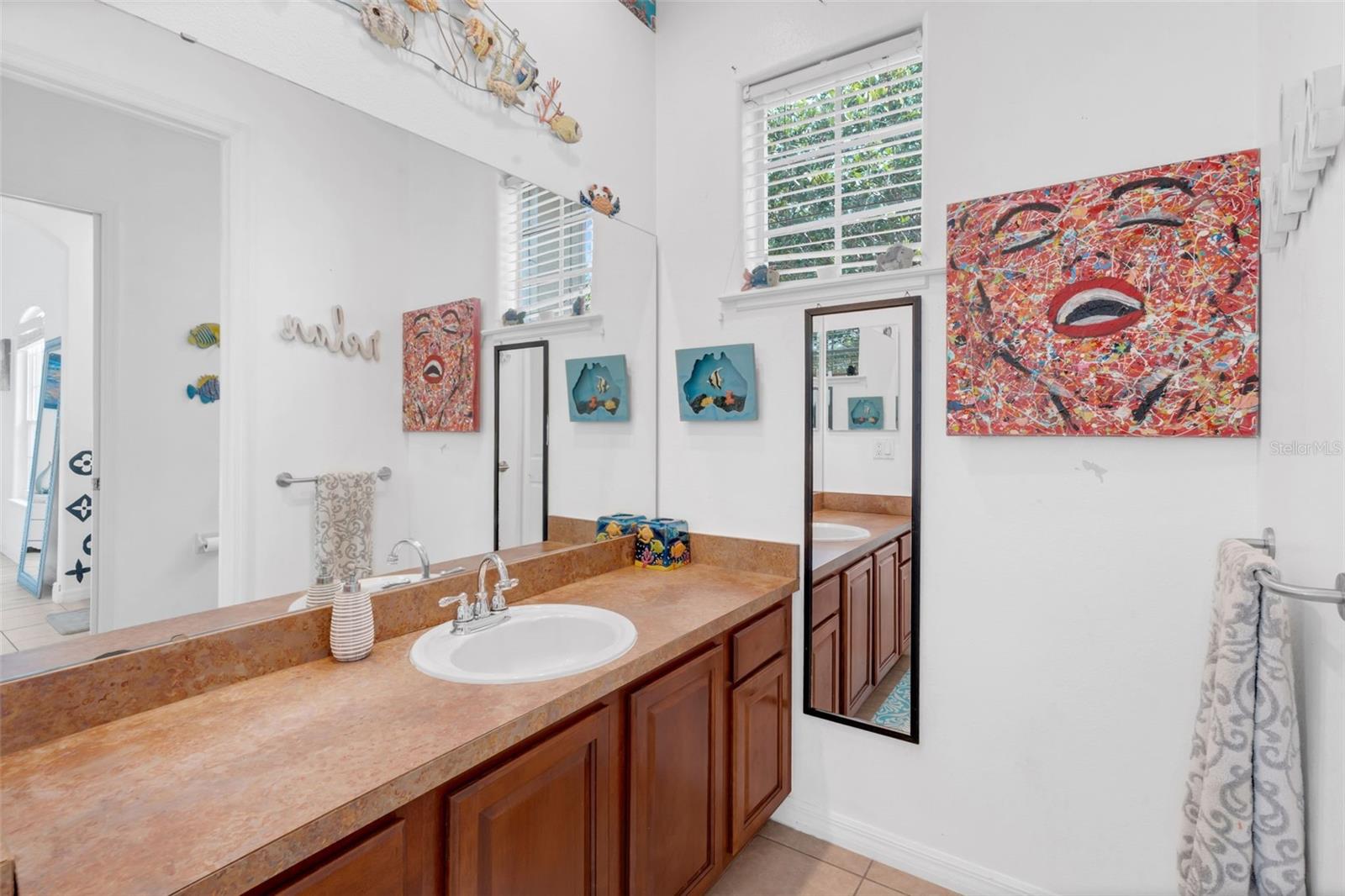 BRISTOL ESTATES - Residential