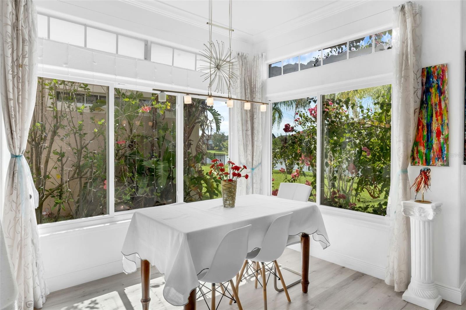 BRISTOL ESTATES - Residential