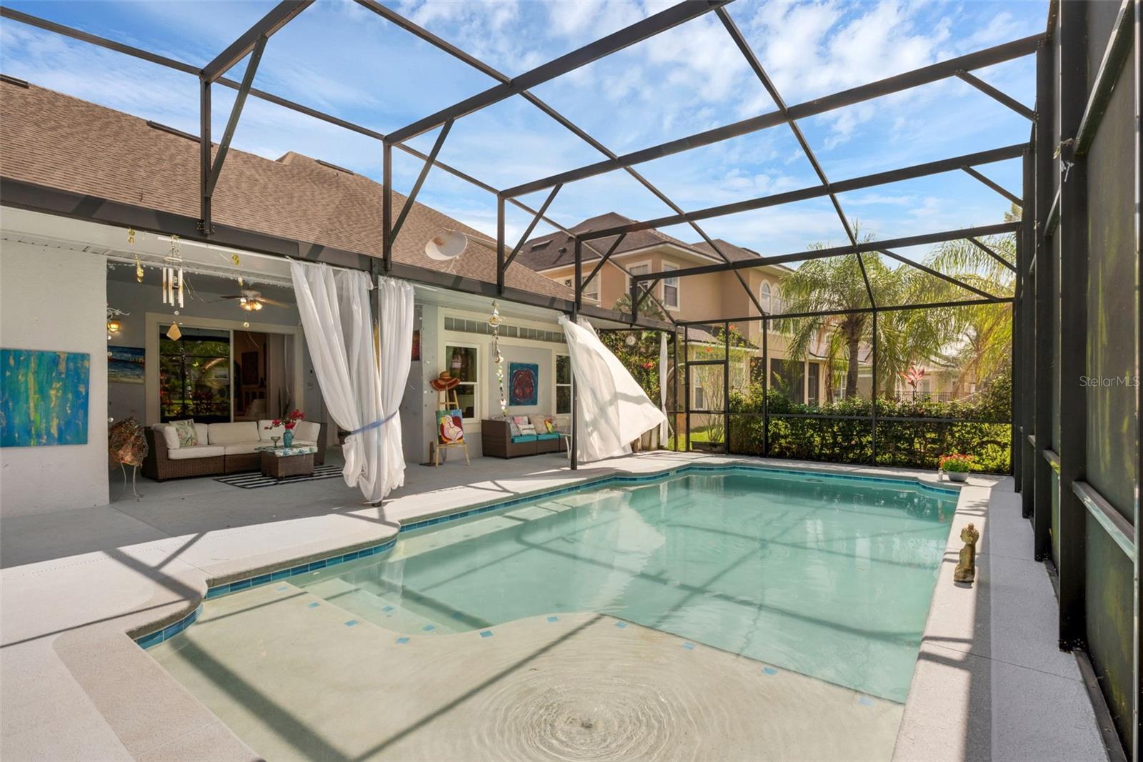 BRISTOL ESTATES - Residential