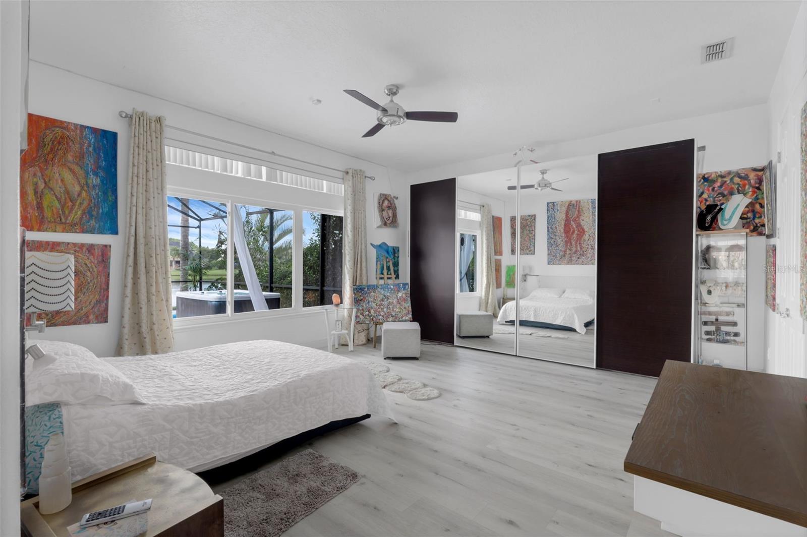 BRISTOL ESTATES - Residential