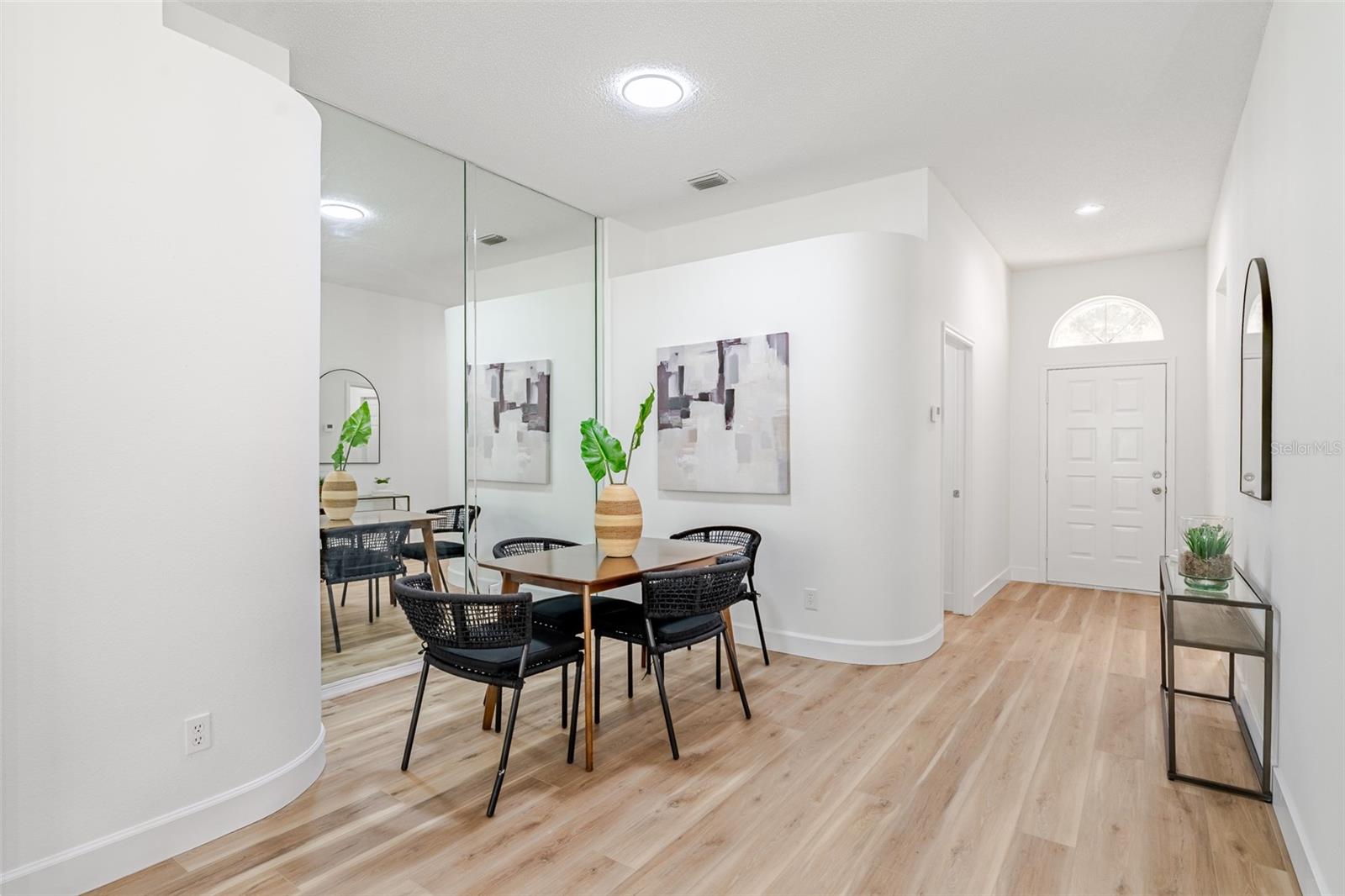 FOUNTAINS AT CYPRESS LAKES II-A THE - Residential