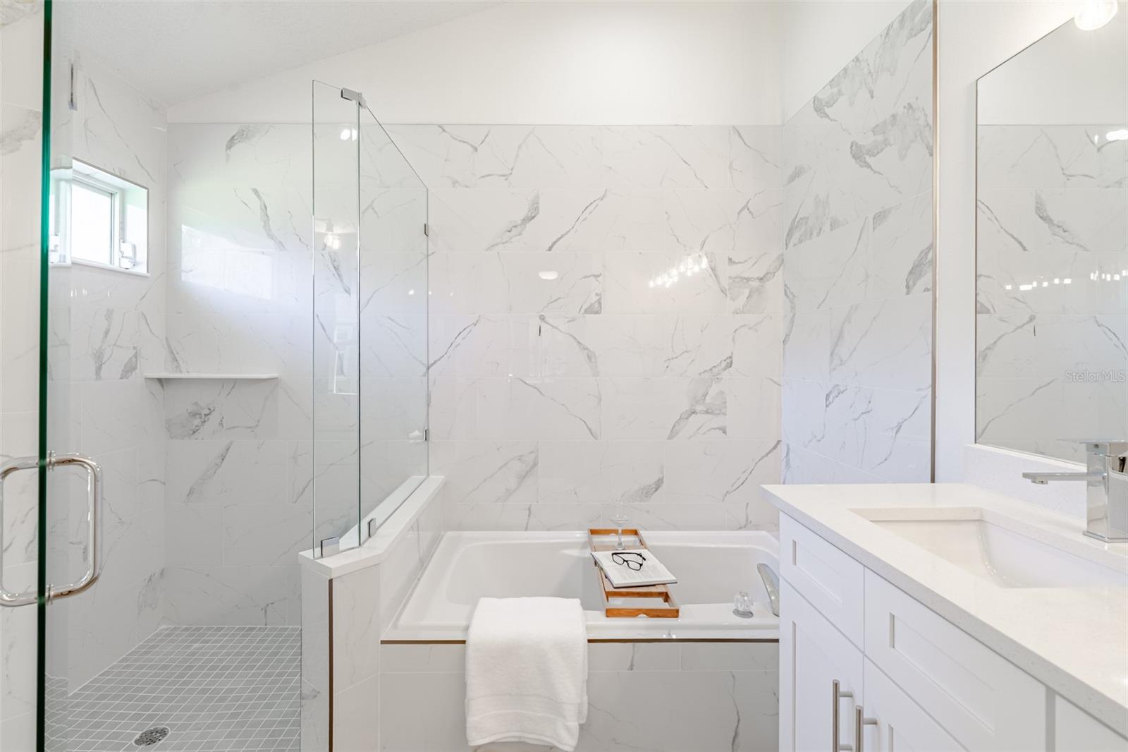 FOUNTAINS AT CYPRESS LAKES II-A THE - Residential