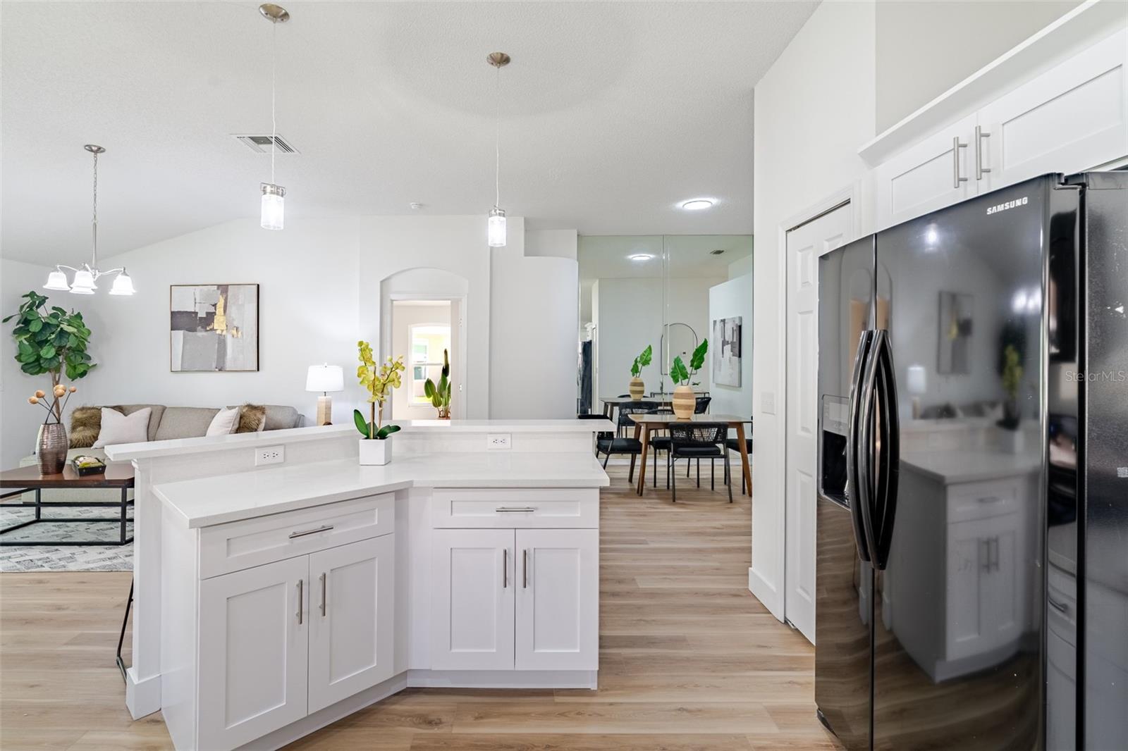 FOUNTAINS AT CYPRESS LAKES II-A THE - Residential