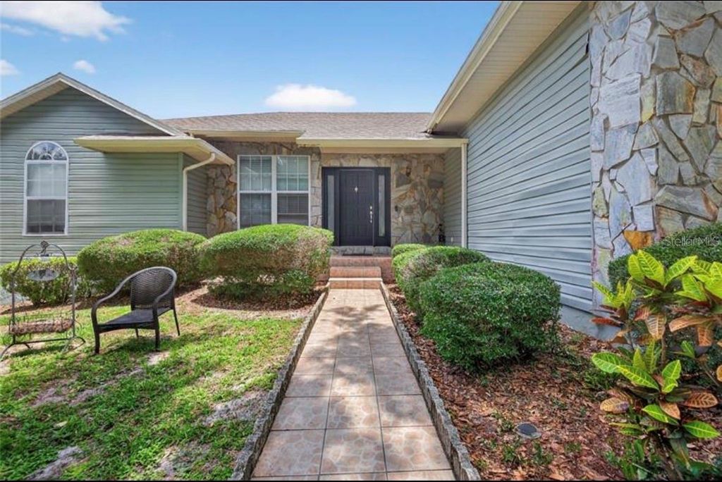 Photo of 1922 Matthew Court, Lakeland, FL 33813 (MLS # L4958638)