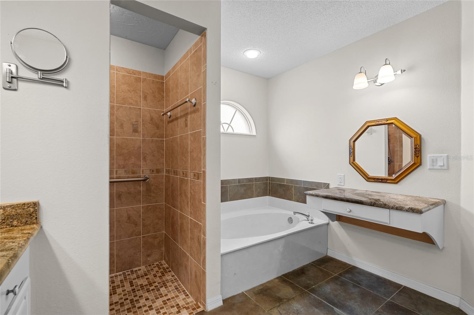 GARDEN LAKES ESTATES PH 7B-7G - Residential