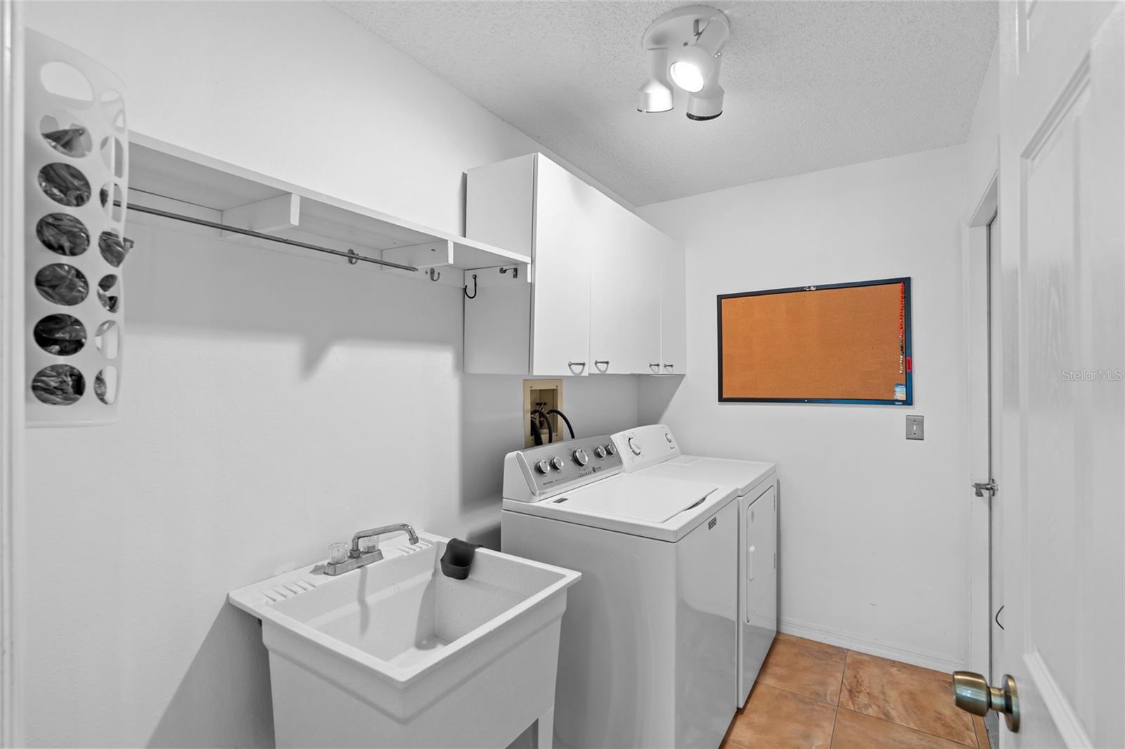 GARDEN LAKES ESTATES PH 7B-7G - Residential