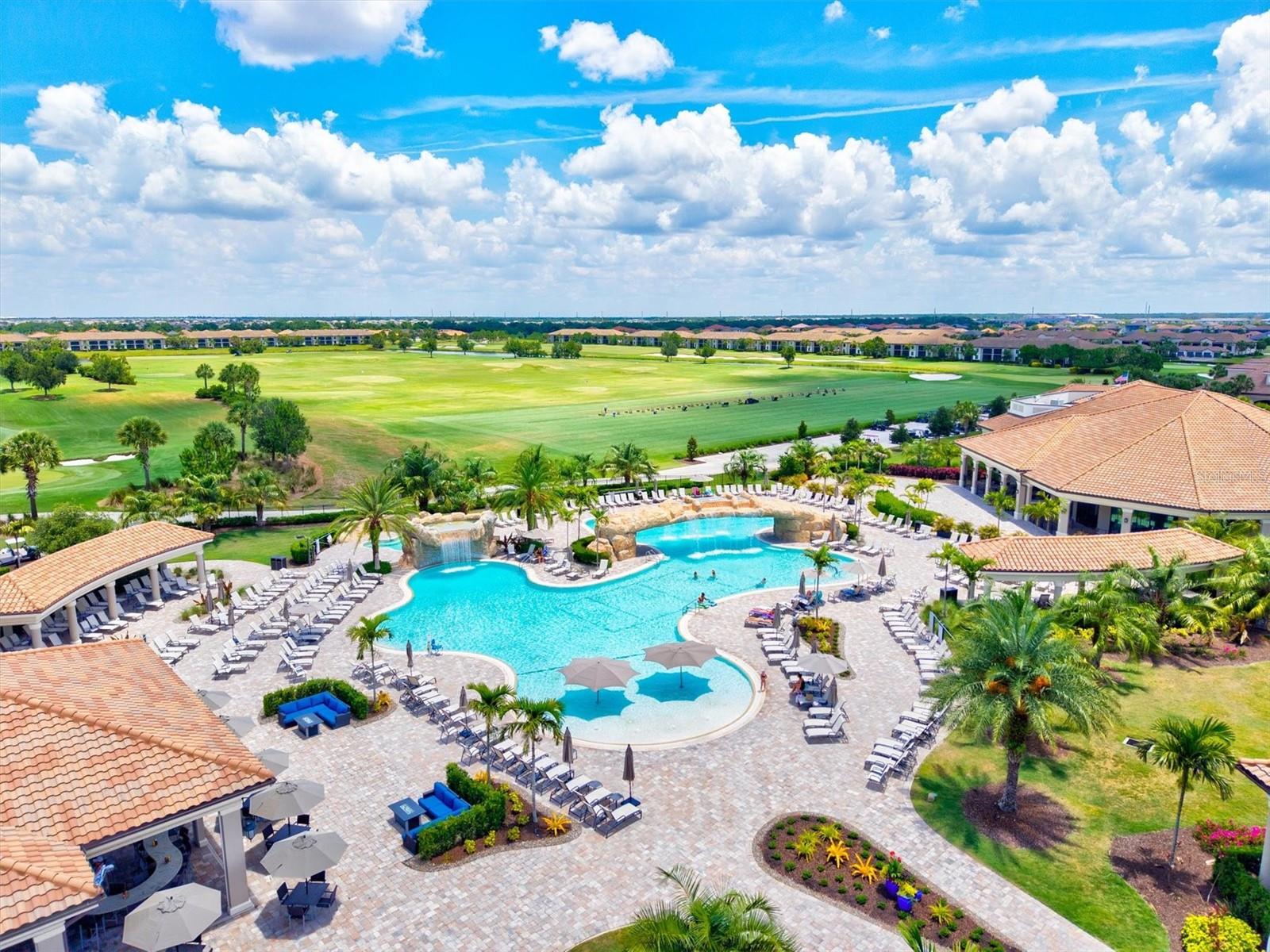 COACH HOMES IV AT LAKEWOOD NATIONAL - Residential