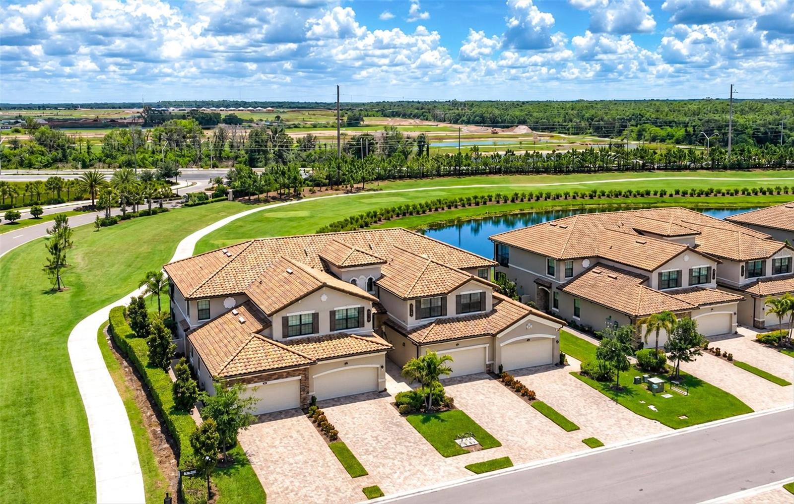 COACH HOMES IV AT LAKEWOOD NATIONAL - Residential