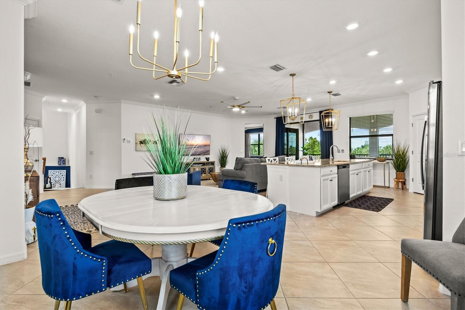 COACH HOMES IV AT LAKEWOOD NATIONAL - Residential