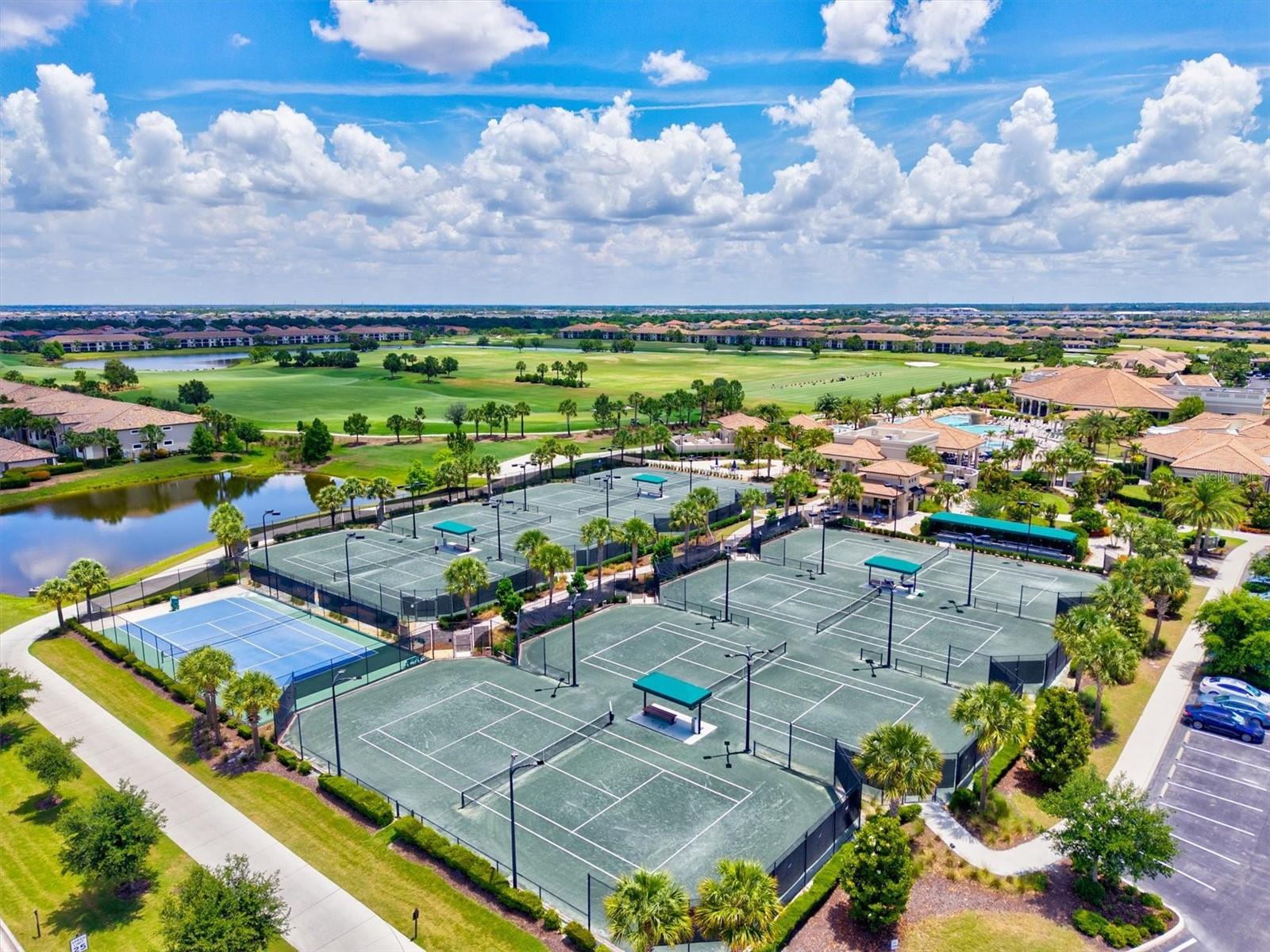COACH HOMES IV AT LAKEWOOD NATIONAL - Residential
