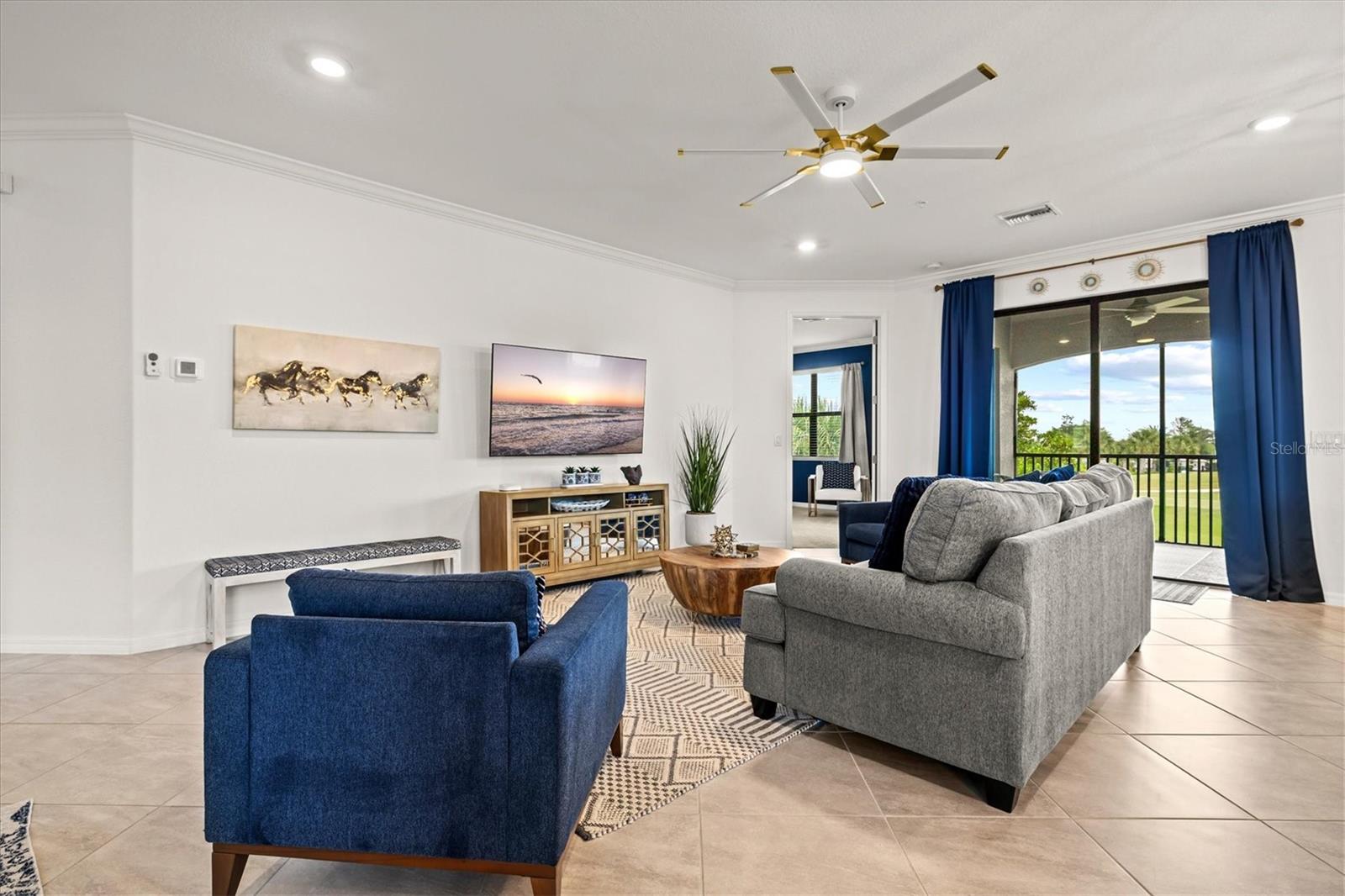 COACH HOMES IV AT LAKEWOOD NATIONAL - Residential