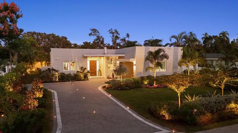 2711 BLOSSOM DRIVE SARASOTA FL 34239