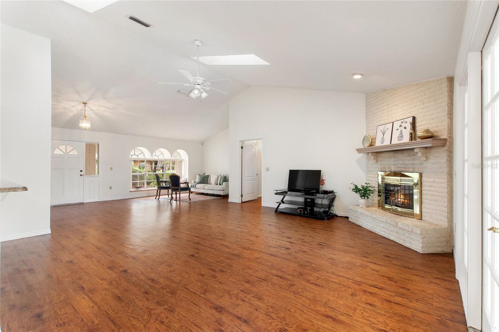 SAND PINES - Residential