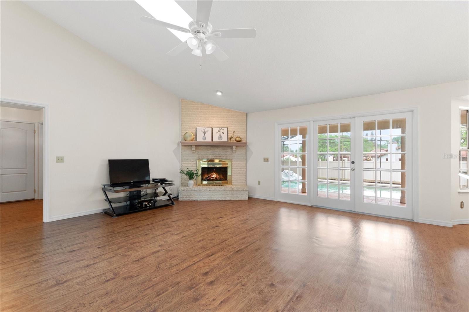 SAND PINES - Residential