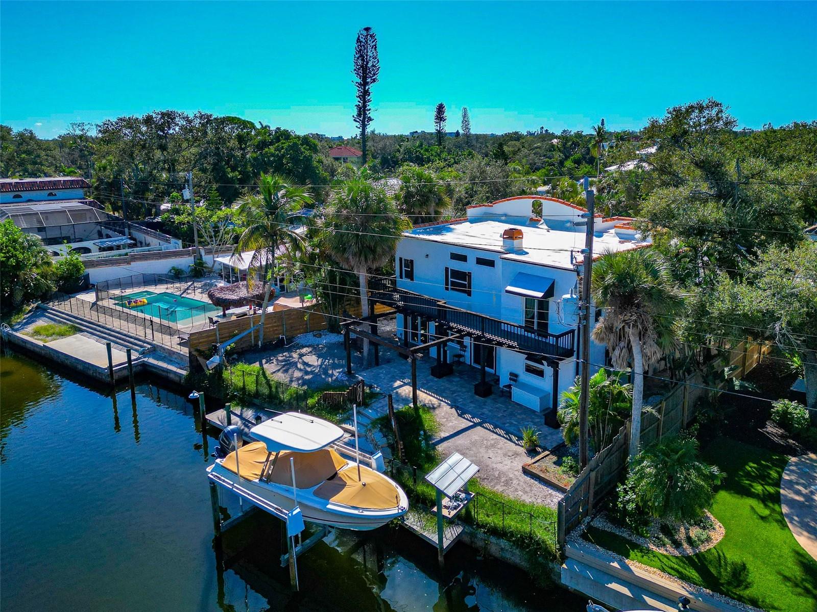 SARASOTA BEACH - Residential Lease