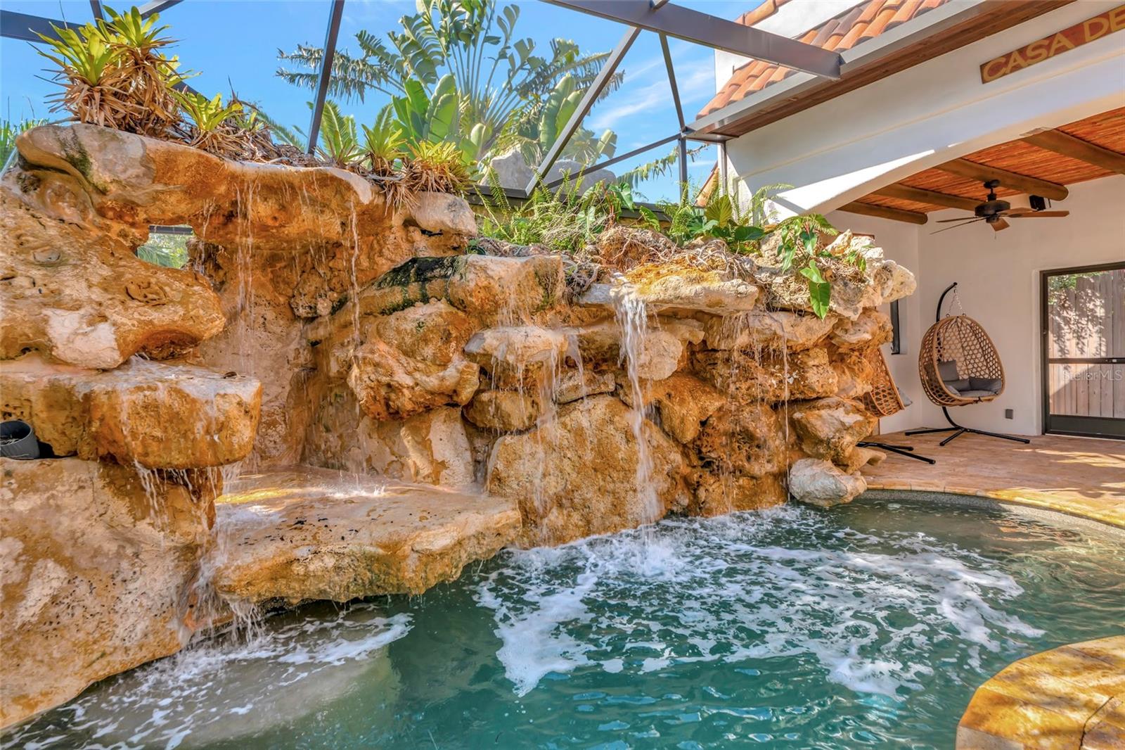 SARASOTA BEACH - Residential Lease