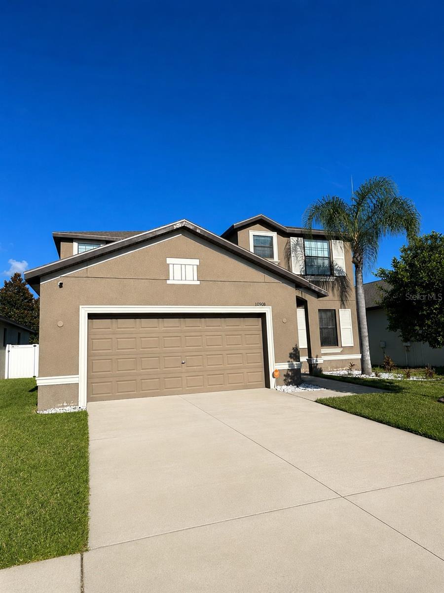 Photo of 10908 Whittney Chase Drive, Riverview, FL 33579 (MLS # TB8535069)
