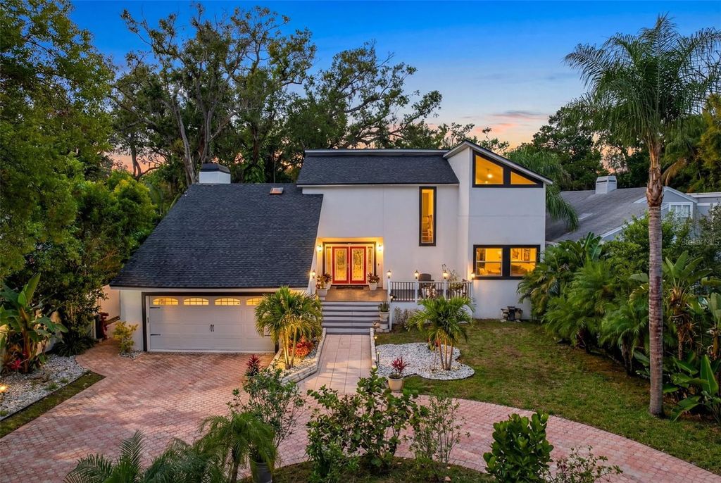 Photo of 7214 N Ola Avenue, Tampa, FL 33604 (MLS # TB8460968)