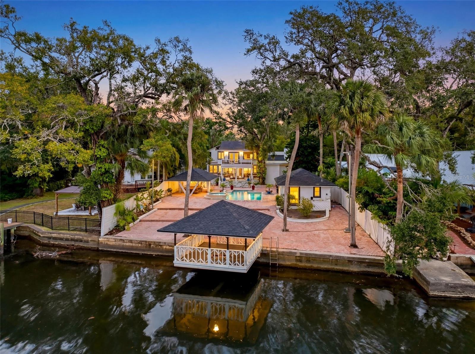 STETSONS RIVER ESTATES - Residential