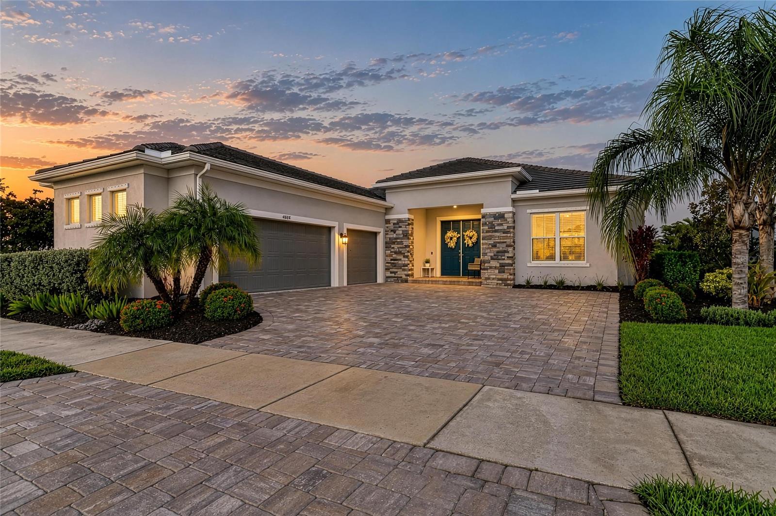 4624 ANTRIM DRIVE