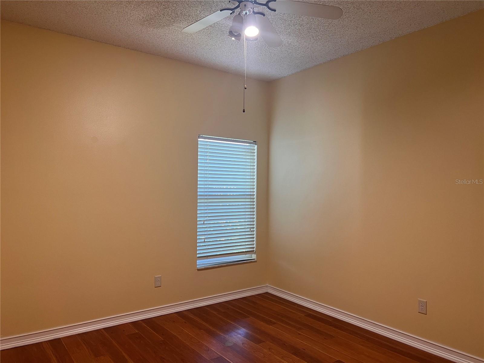 REFLECTIONS - Residential Lease