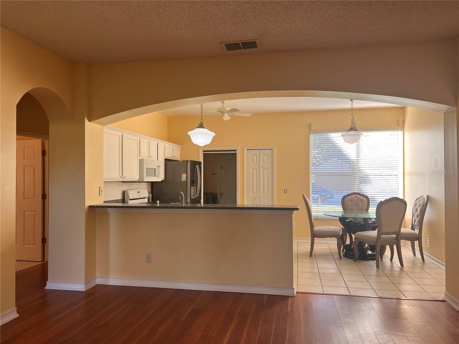 REFLECTIONS - Residential Lease